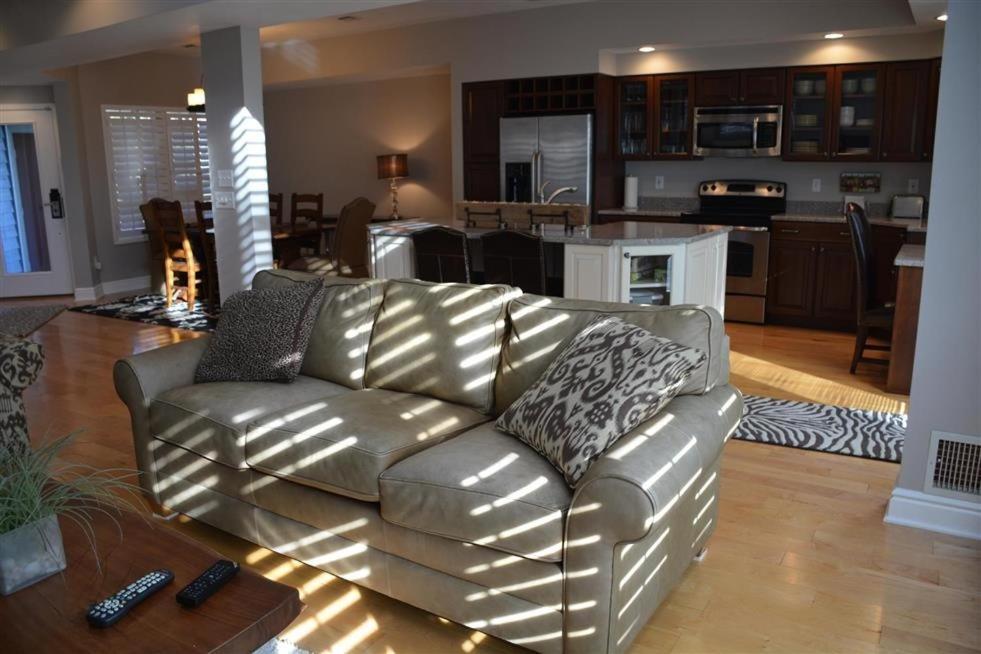 Apartamento Seven Springs Woodridge 3 Bedroom Premium Condo, Private Deck With Wooded View Champion