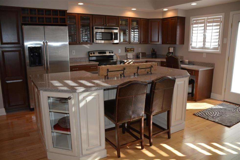 Seven Springs Woodridge 3 Bedroom Premium Condo, Private Deck With Wooded View Champion