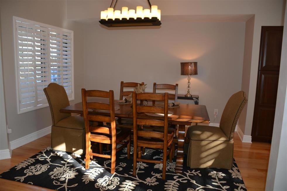 Seven Springs Woodridge 3 Bedroom Premium Condo, Private Deck With Wooded View *